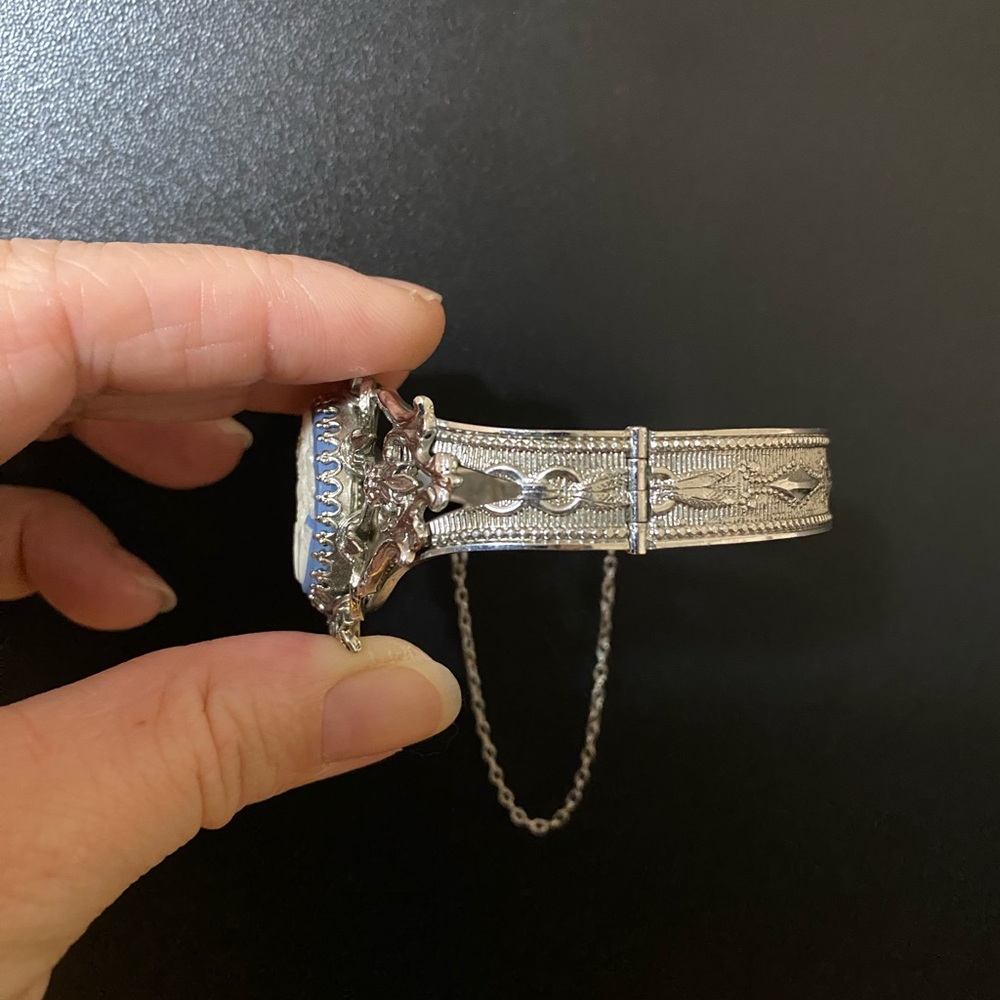 Whiting and Davis Co Vintage “Victorian Revival” Silver and Blue Cameo Bracelet - Picture 3 of 5